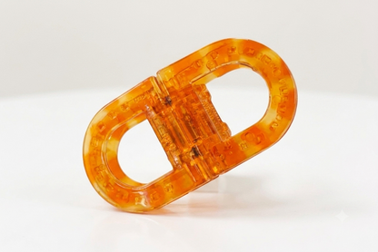 NIVÉ's Magnetic Clip